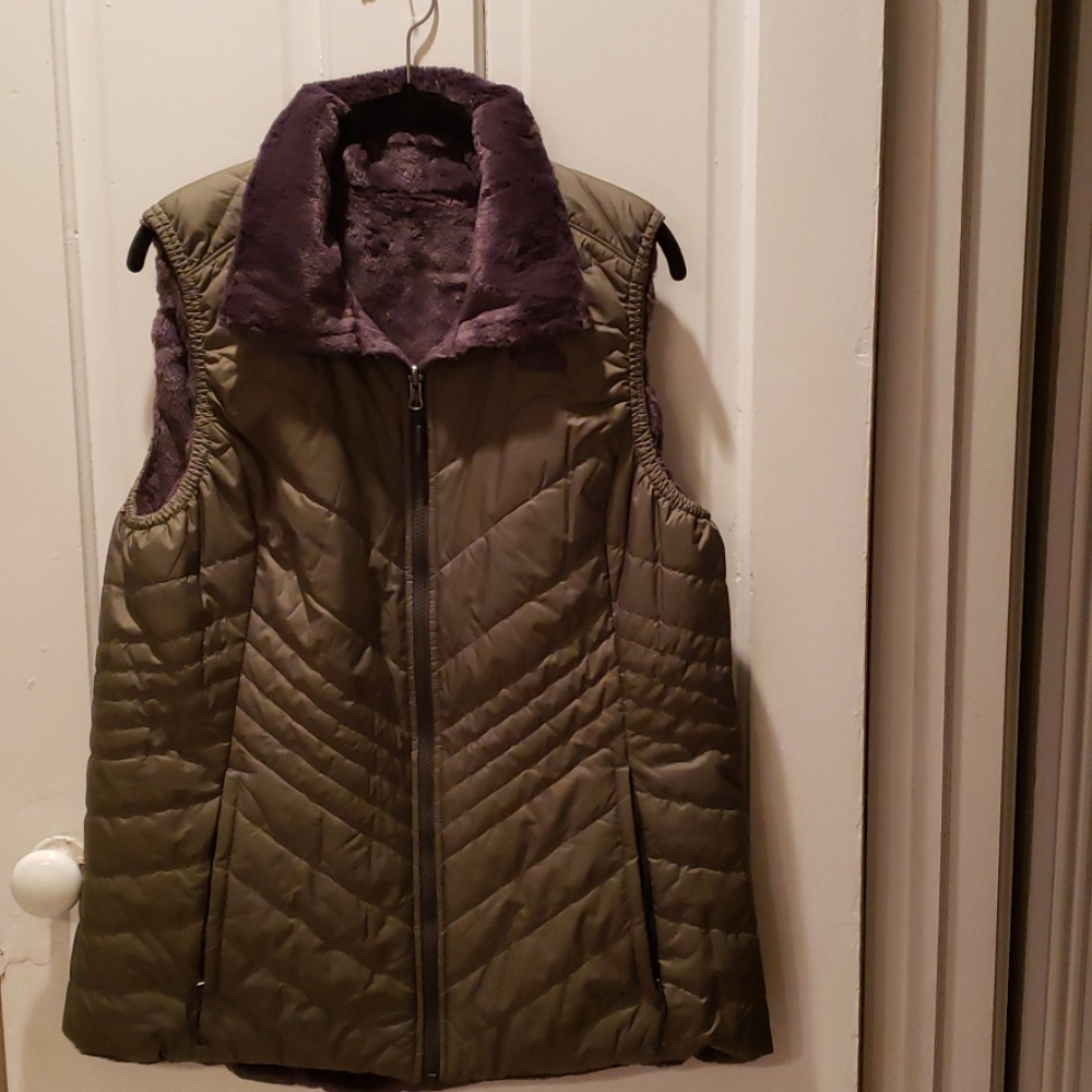 North Face Women's fleece lined vest